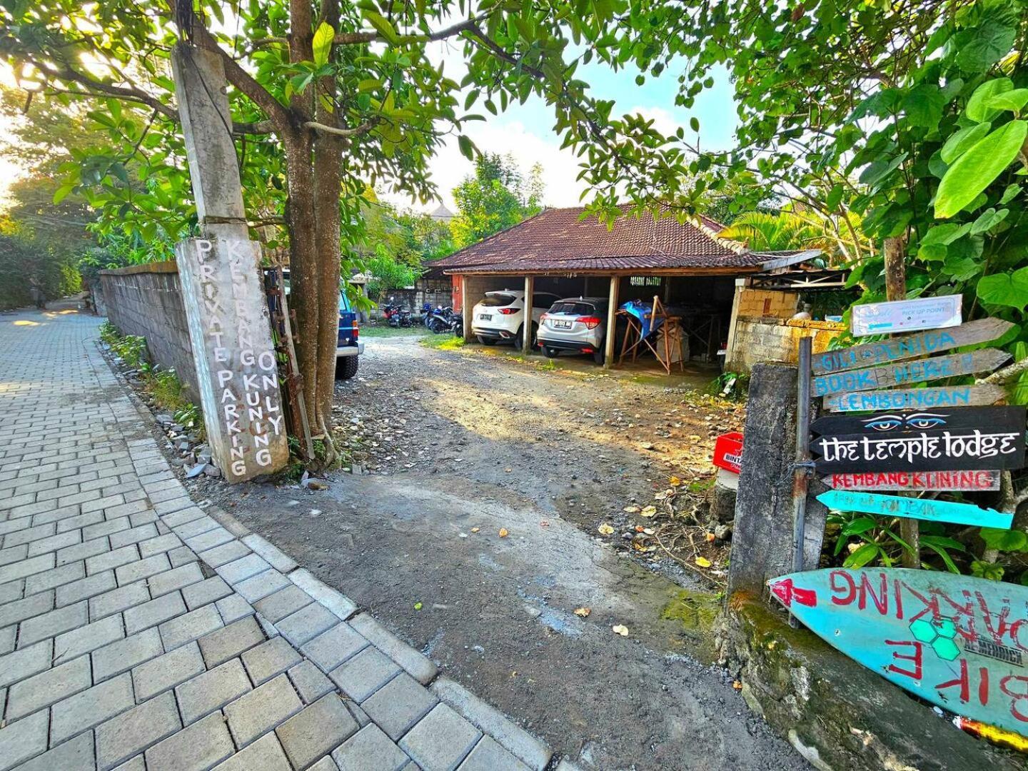 Kembang Kuning Hotel Uluwatu Exterior foto